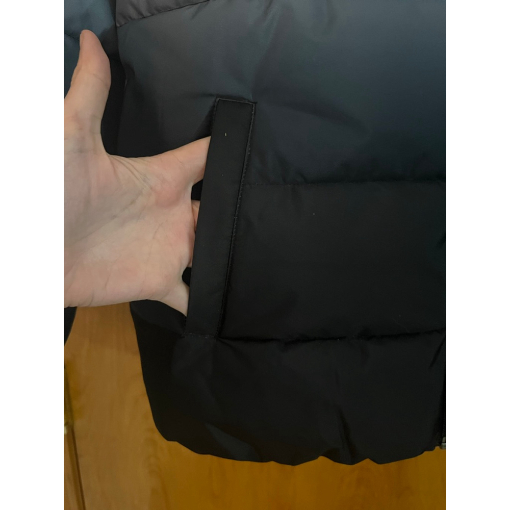 NWT NFL Steelers Puffer Jacket Women’s Size S Black & White Ombre - Picture 8 of 15